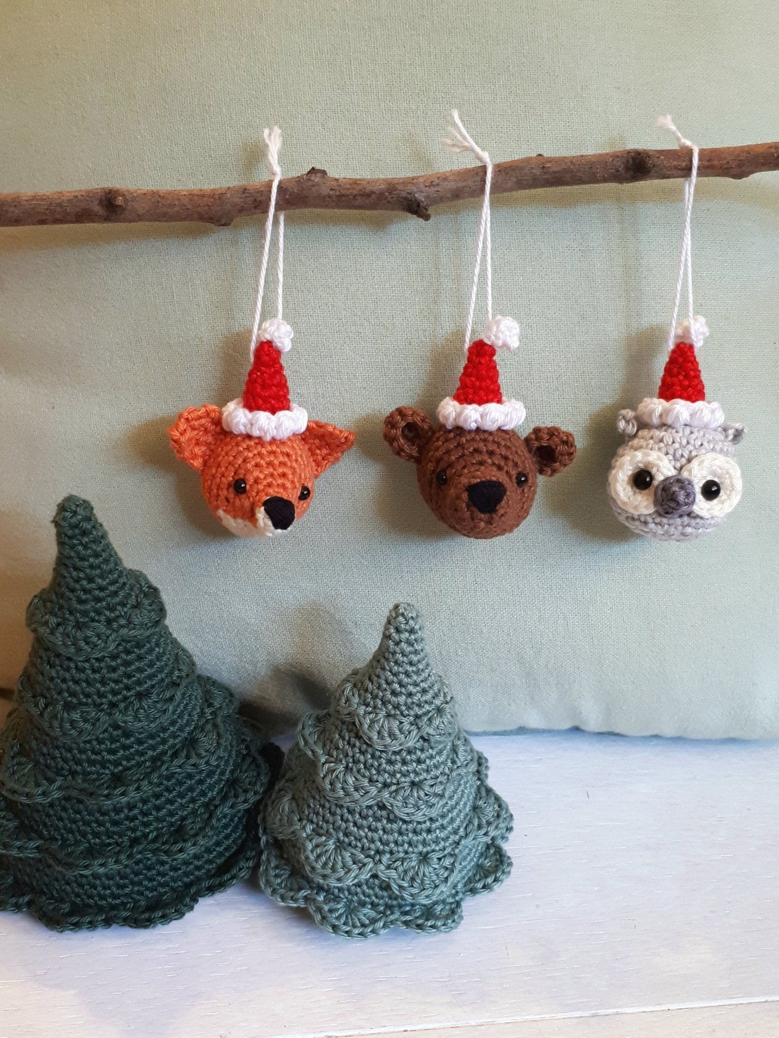 Christmas animals tree ornaments crochet pattern - Crochet on a tree