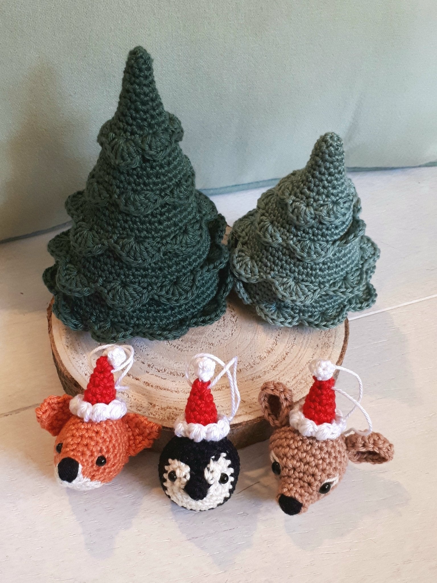 Christmas animals tree ornaments crochet pattern - Crochet on a tree