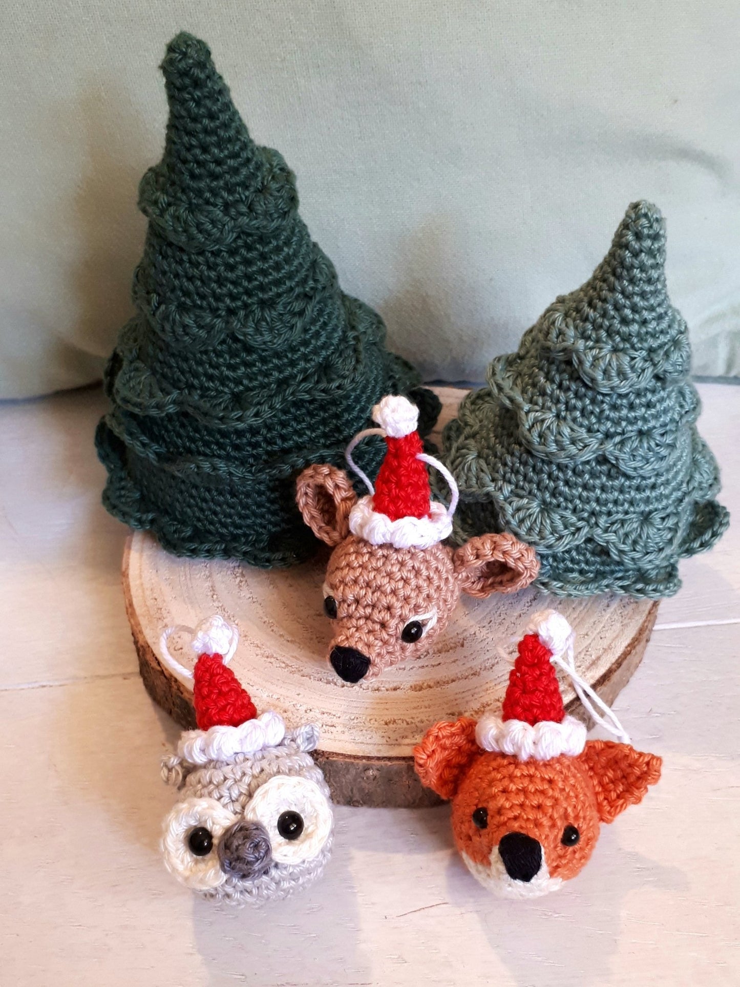 Christmas animals tree ornaments crochet pattern - Crochet on a tree