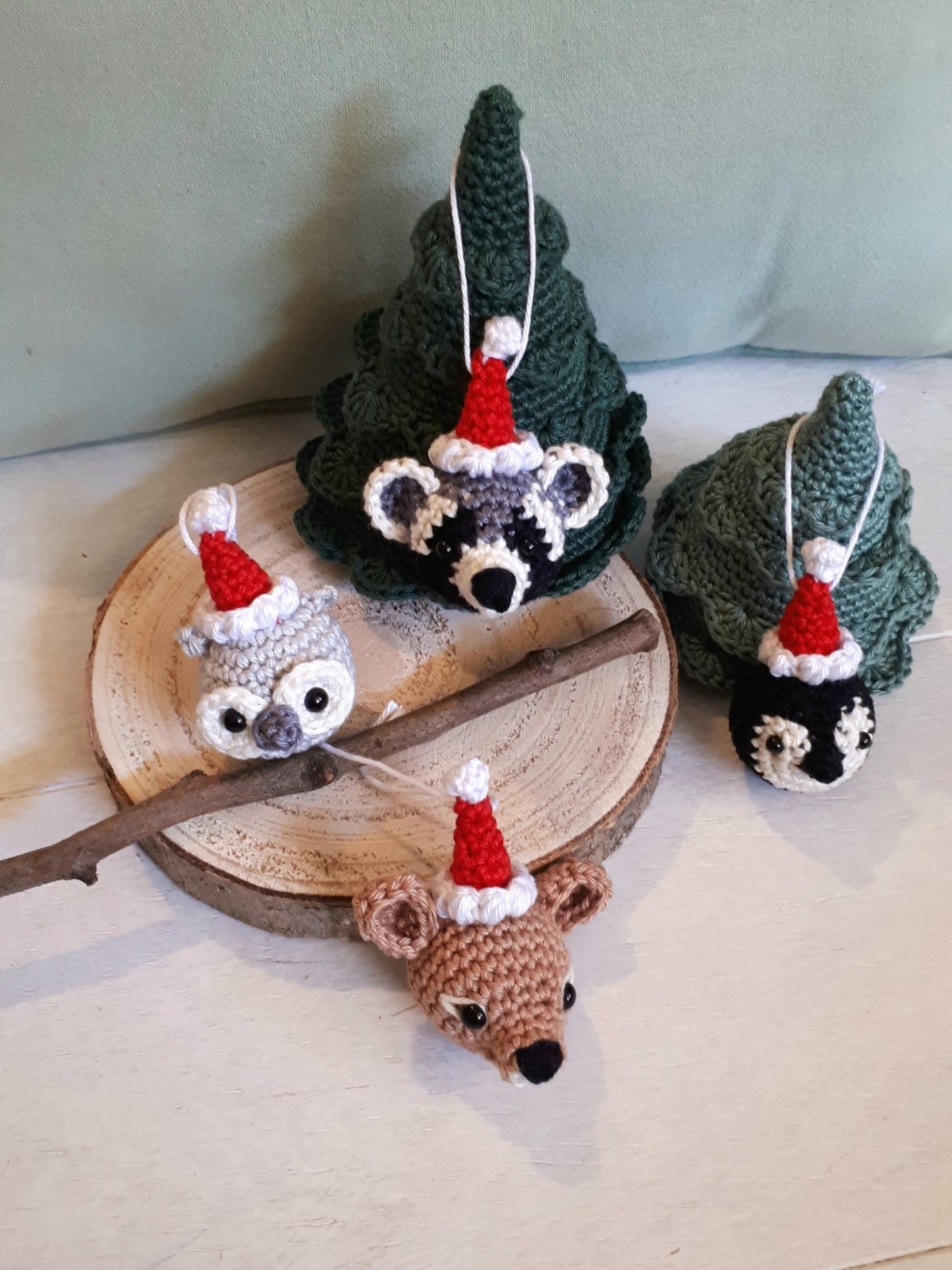 Christmas animals tree ornaments crochet pattern - Crochet on a tree