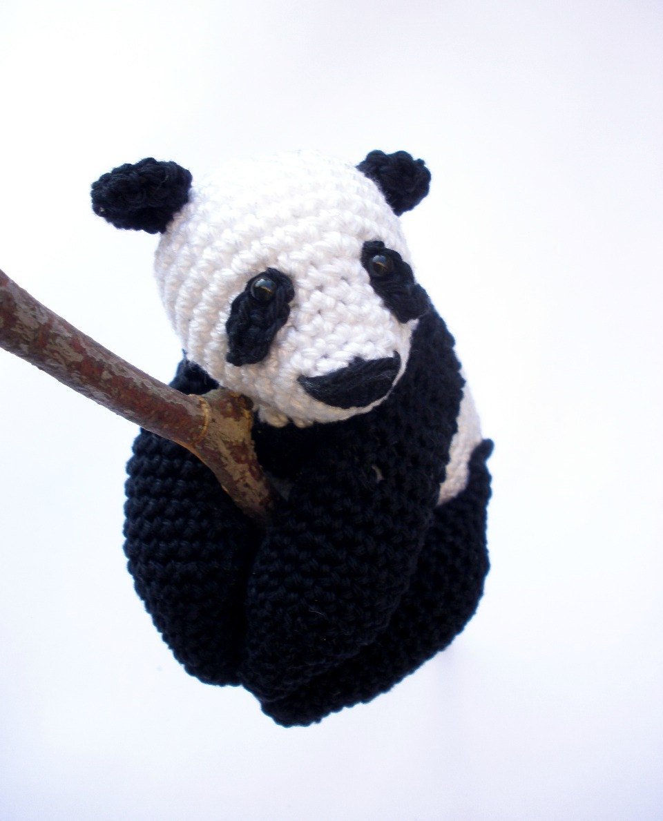 Crochet Panda Bear stuffed toy - Crochet on a tree