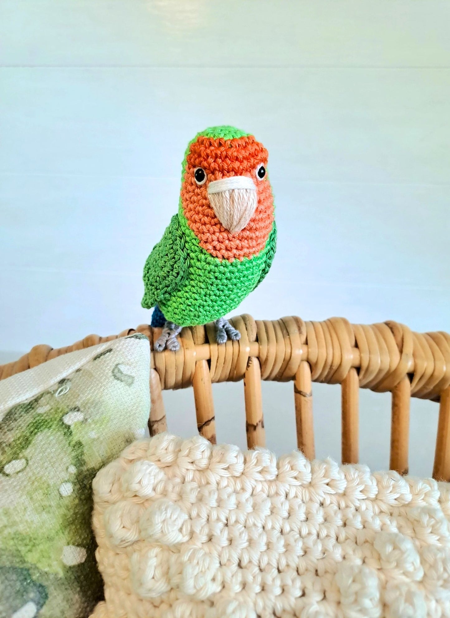 Crochet Peach - faced lovebird plush toy - Crochet on a tree