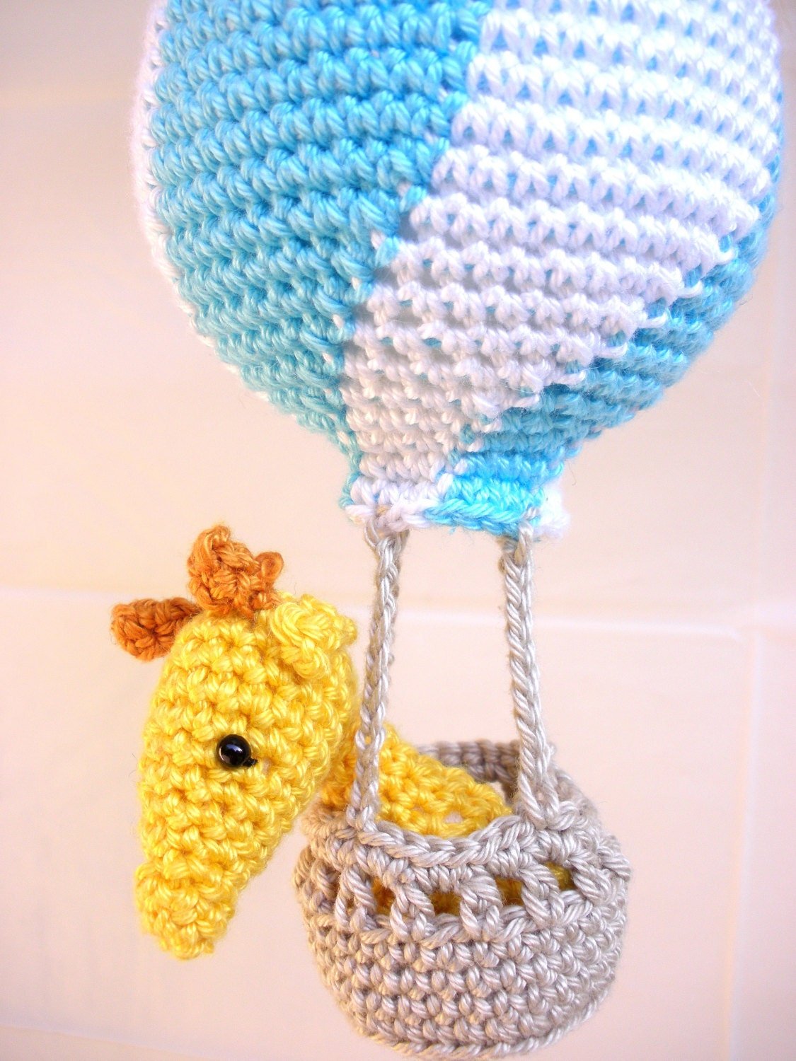 Hot air balloon baby mobile - Crochet on a tree