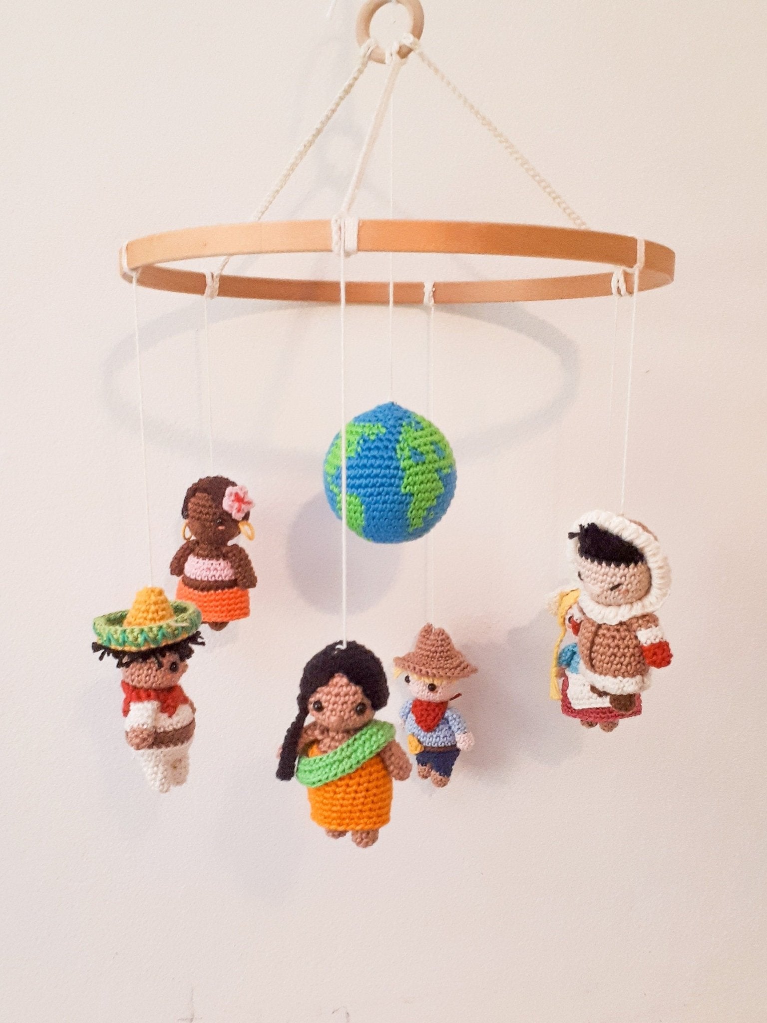 It's a small world baby mobile crochet pattern - Crochet on a tree