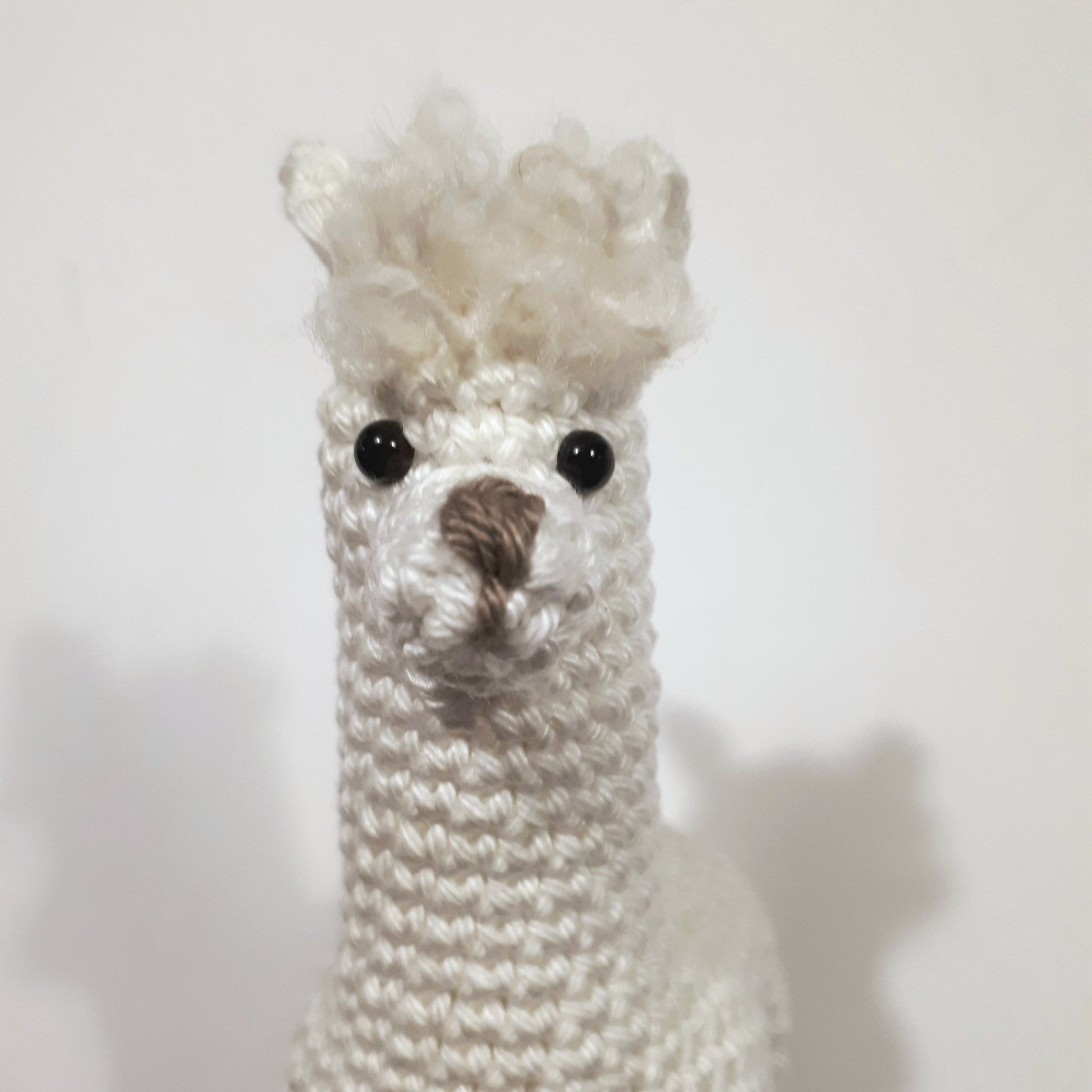 Lemmy the Llama crochet pattern - Crochet on a tree