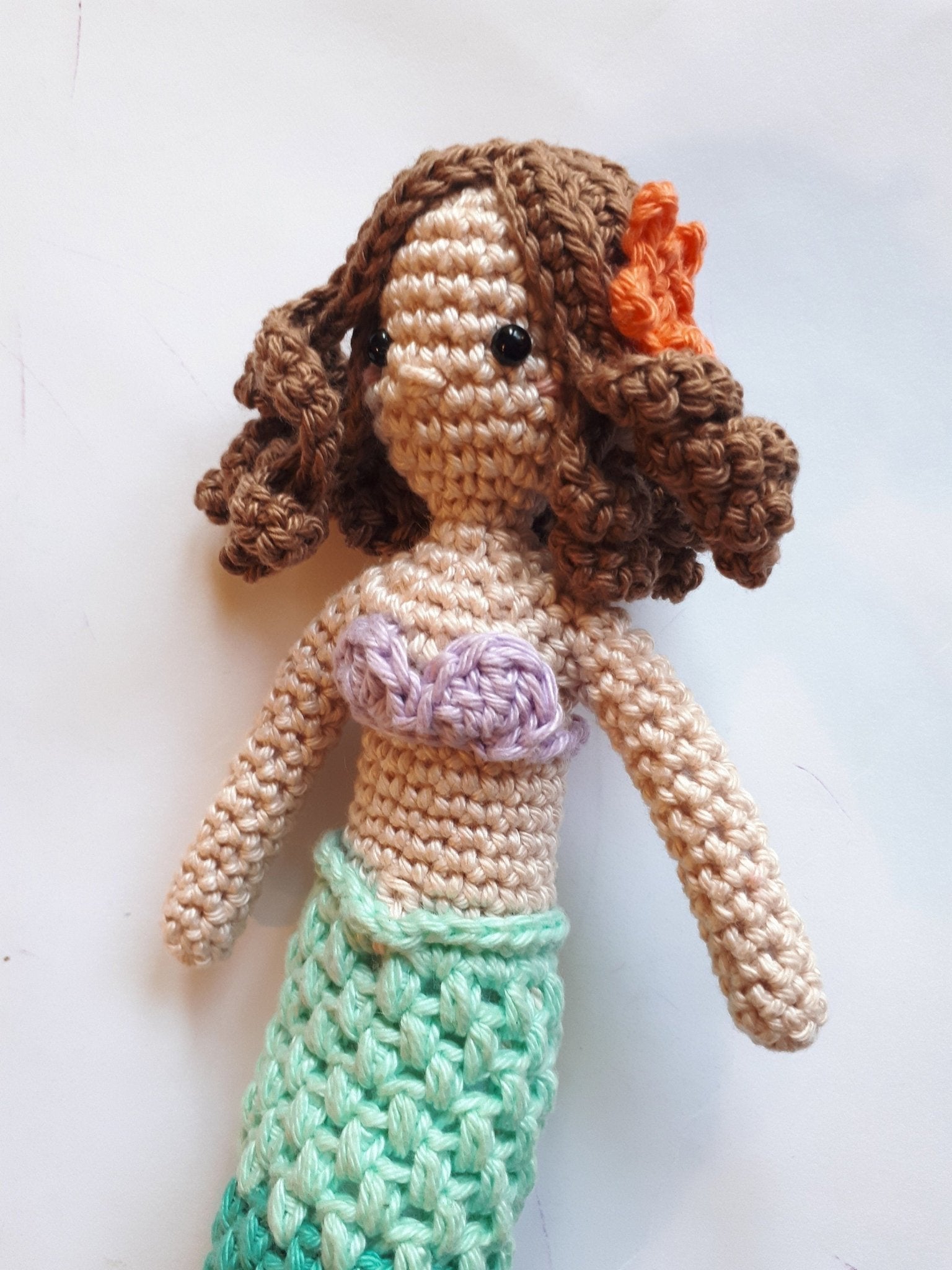 Mermaid amigurumi doll crochet pattern - Crochet on a tree