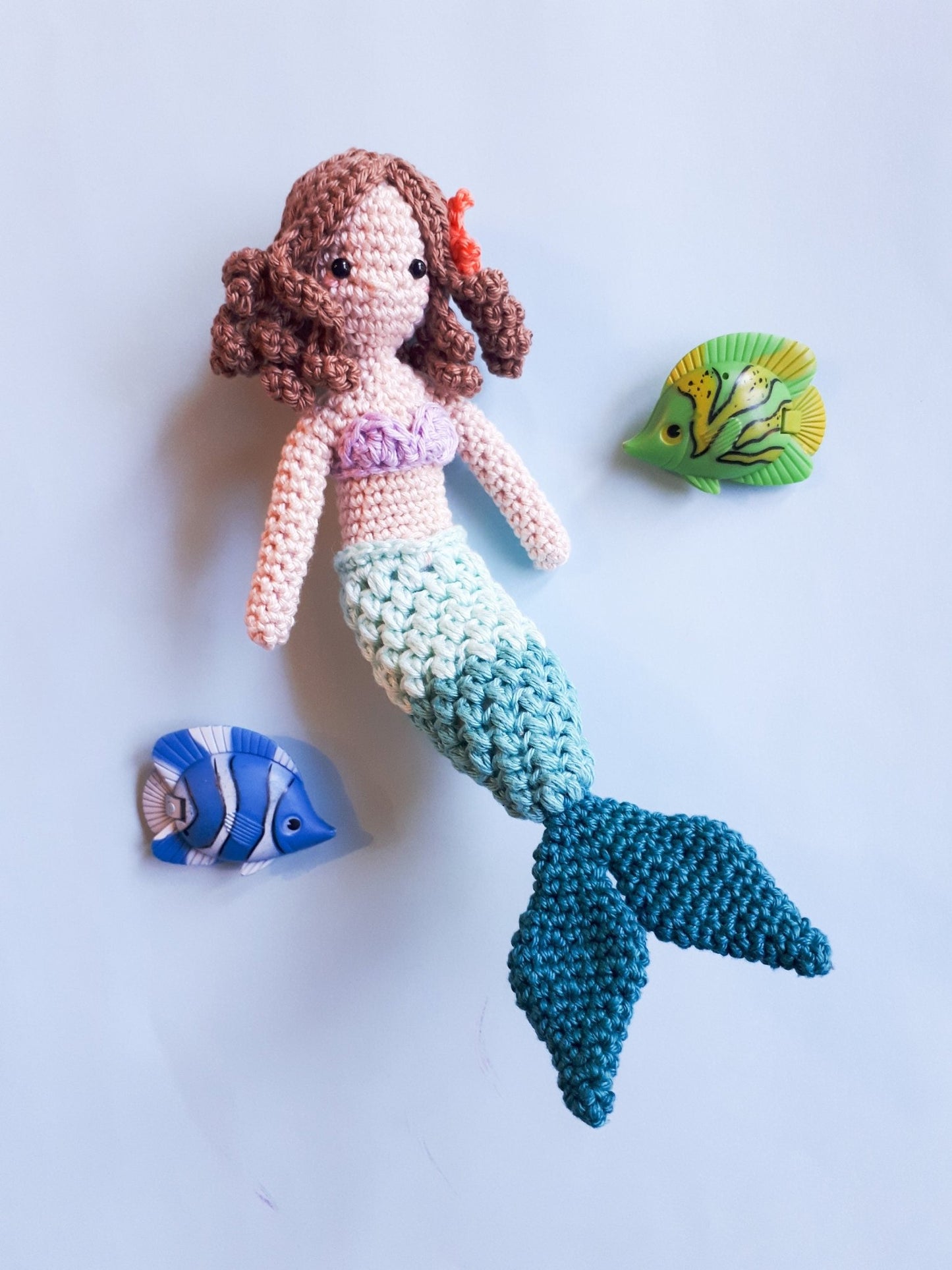 Mermaid amigurumi doll crochet pattern - Crochet on a tree