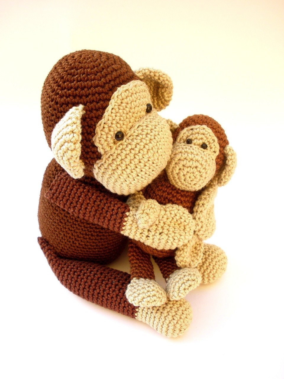 Monkey mom with baby stuffed animal plush toy - Crochet on a tree