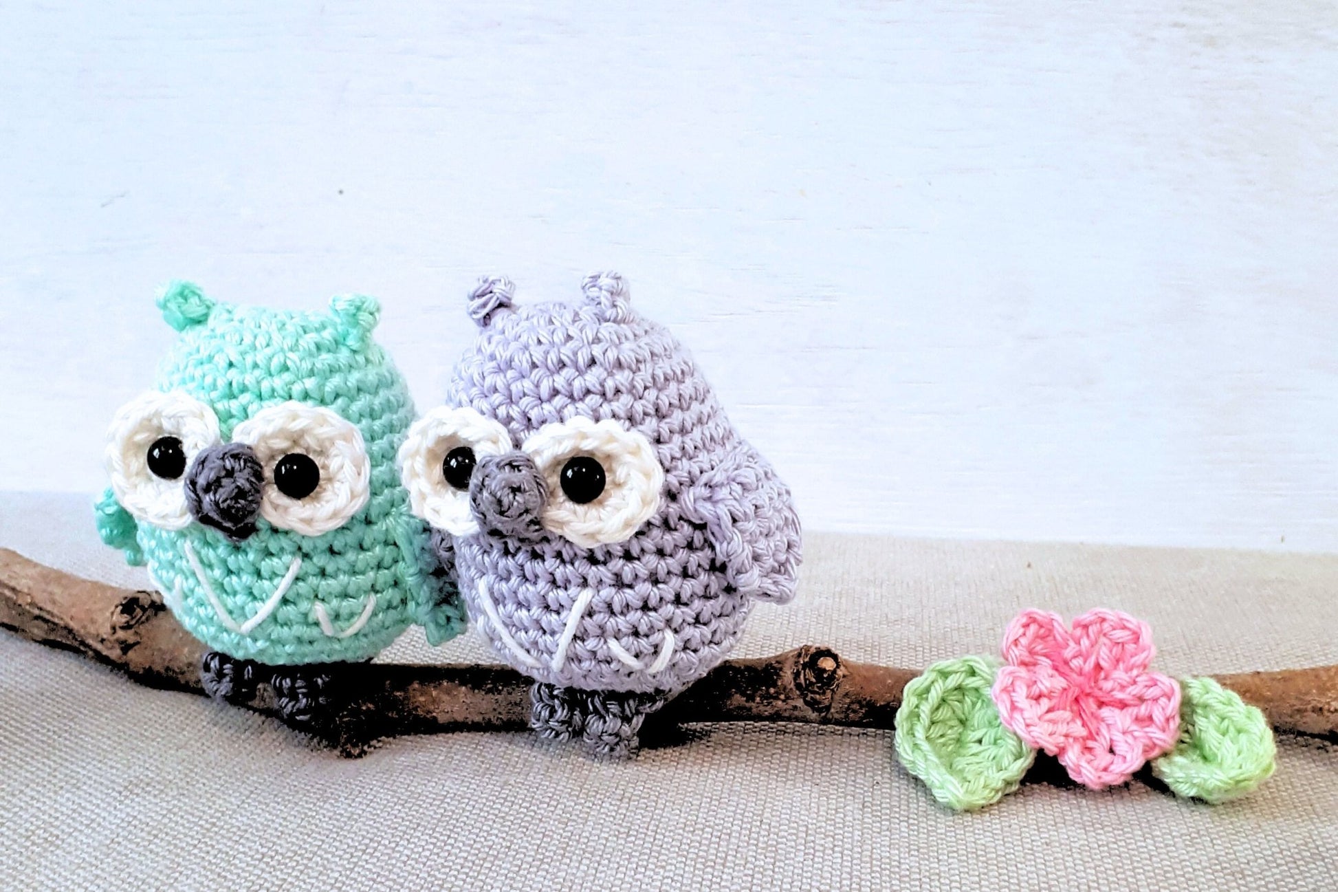 Owls on a branch nursery decoration - Crochet on a tree