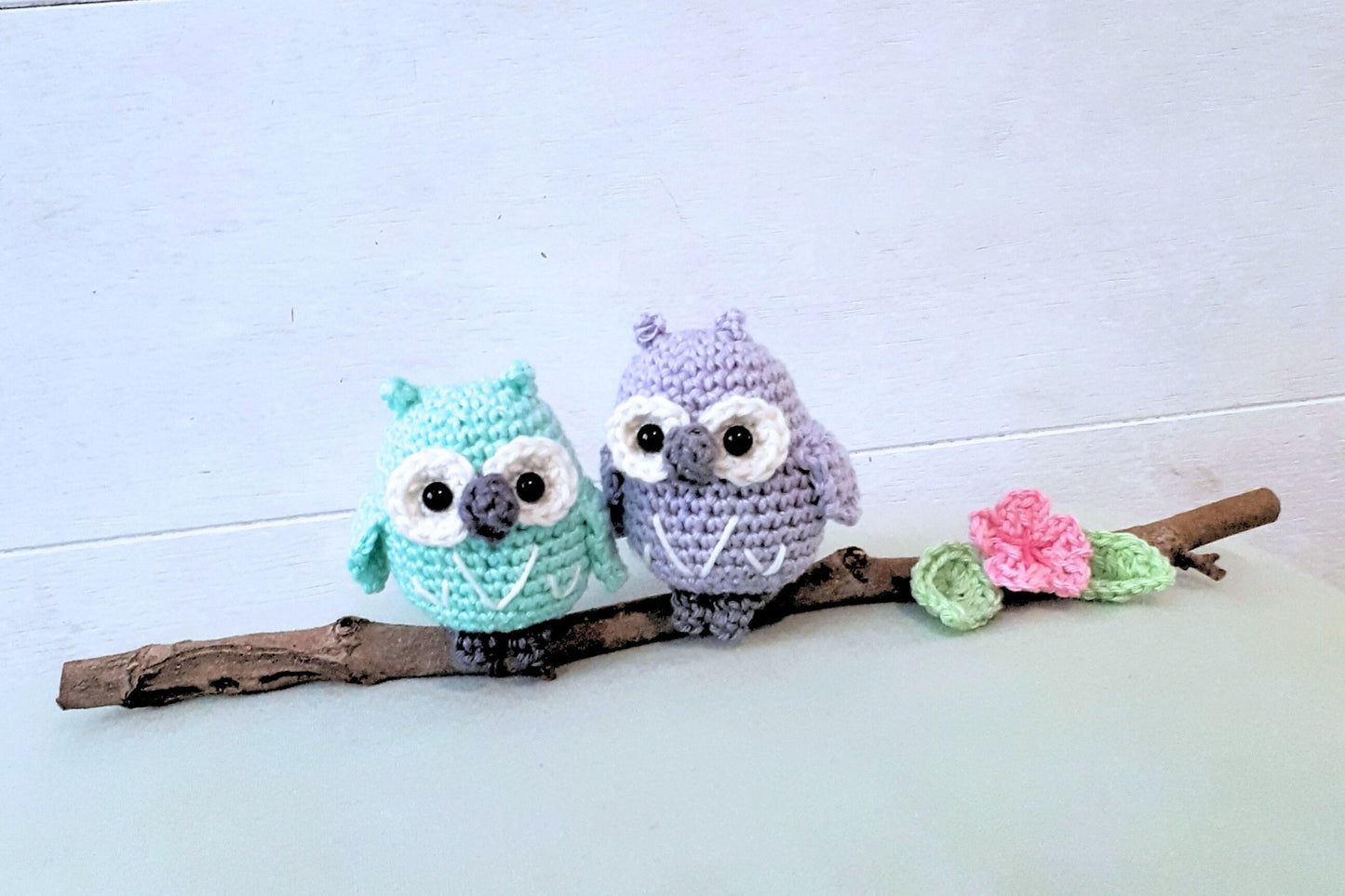 Owls on a branch nursery decoration - Crochet on a tree