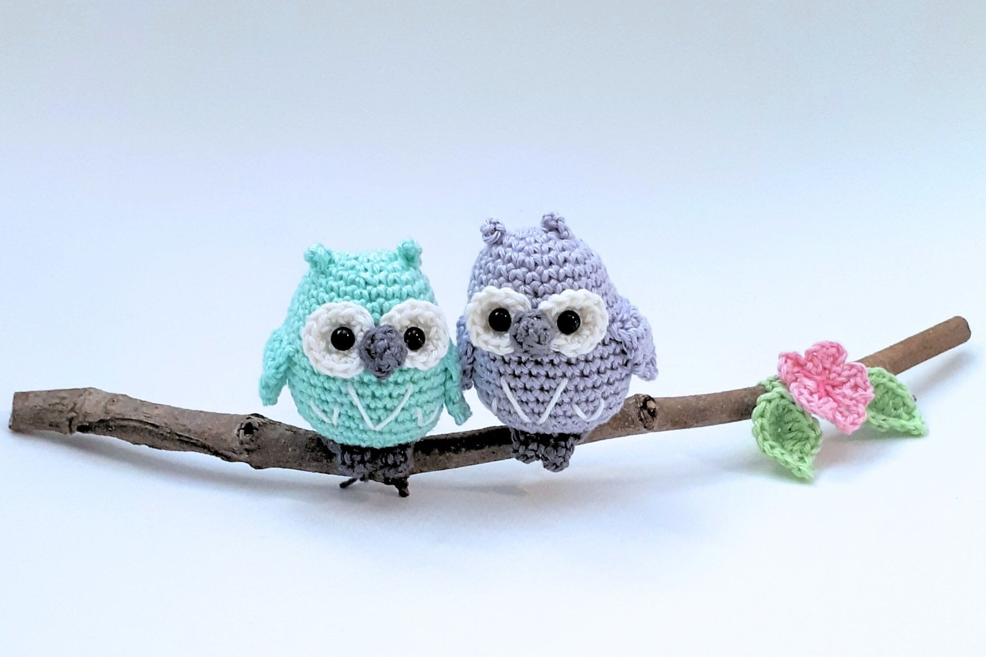 Owls on a branch nursery decoration - Crochet on a tree