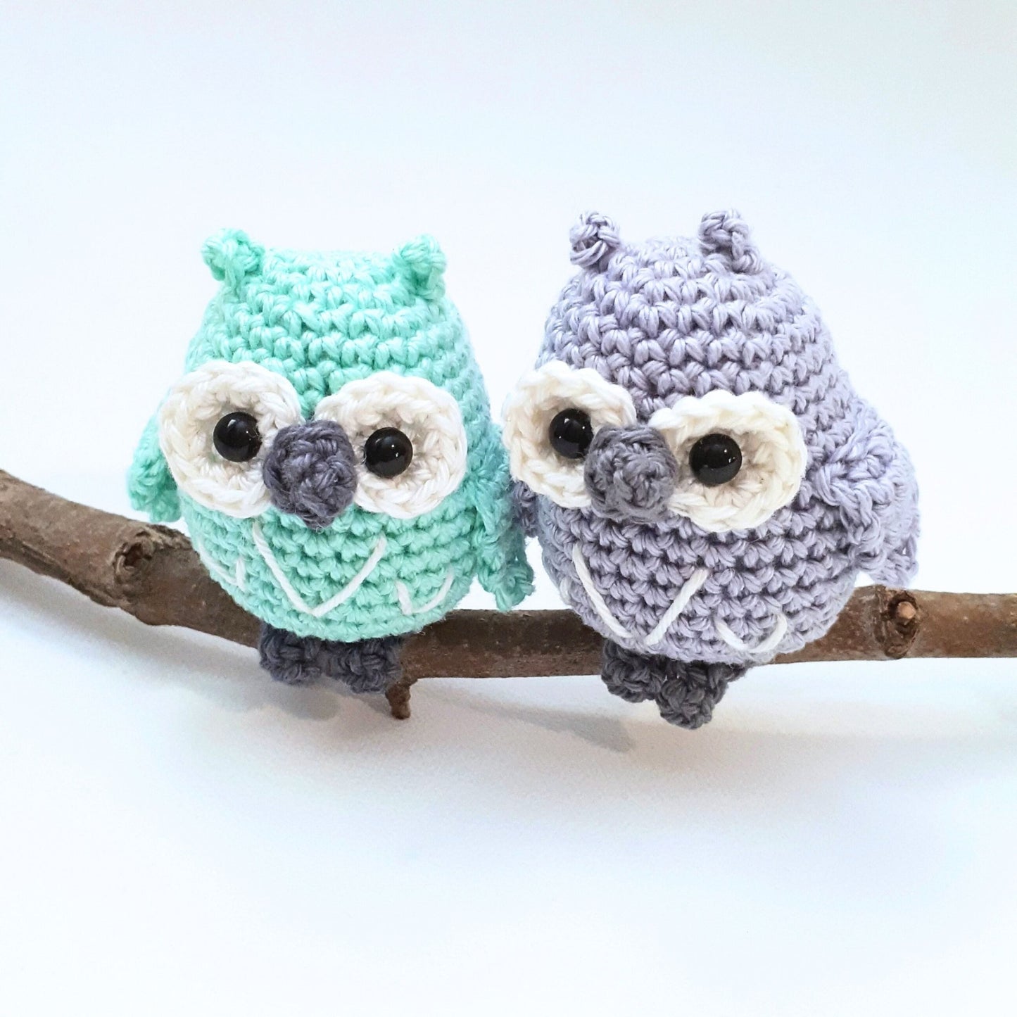 Owls on a branch nursery decoration - Crochet on a tree