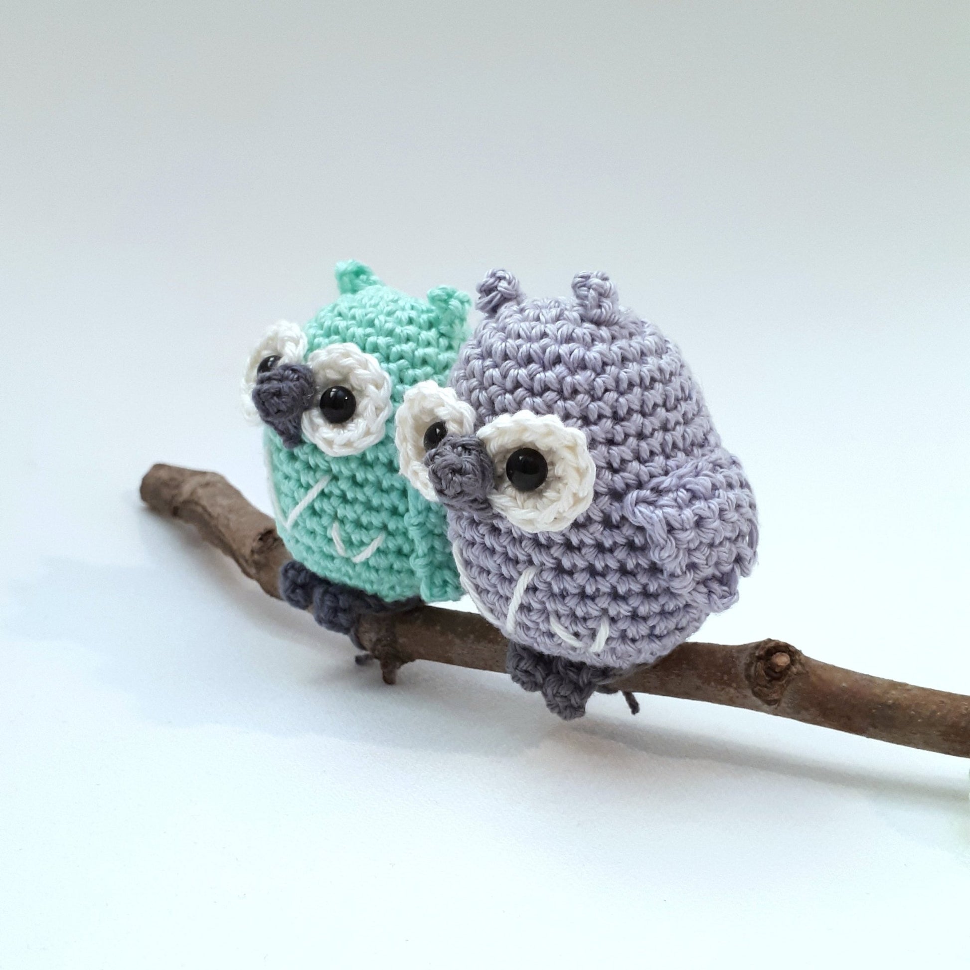 Owls on a branch nursery decoration - Crochet on a tree