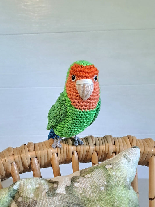 Peach - faced Lovebird crochet pattern - Crochet on a tree