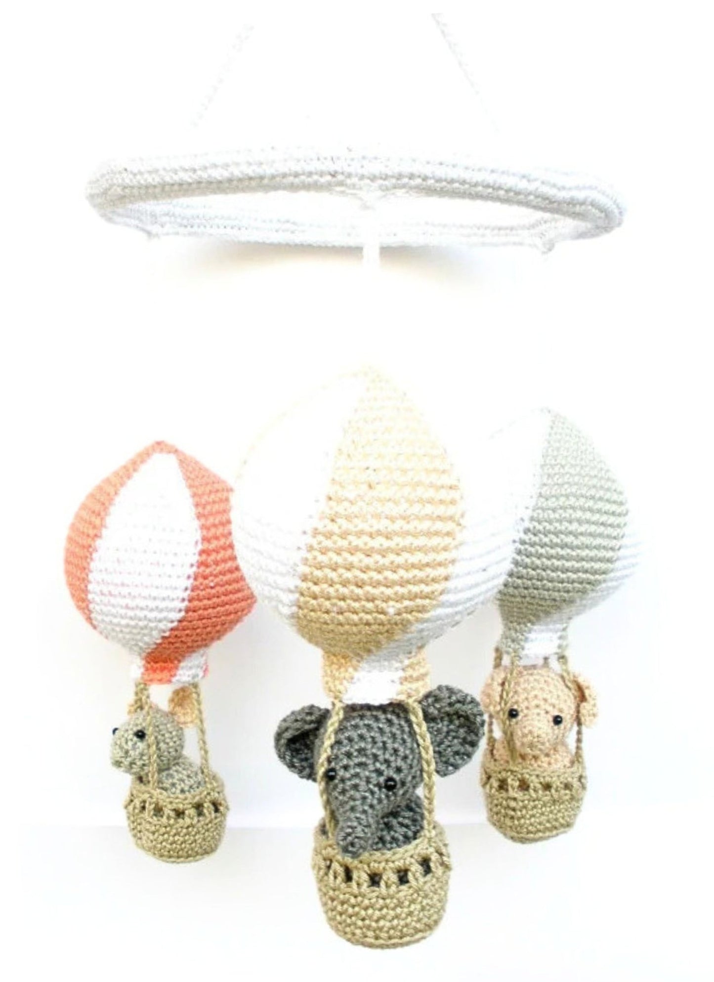 Peach hot air balloons baby mobile - Crochet on a tree