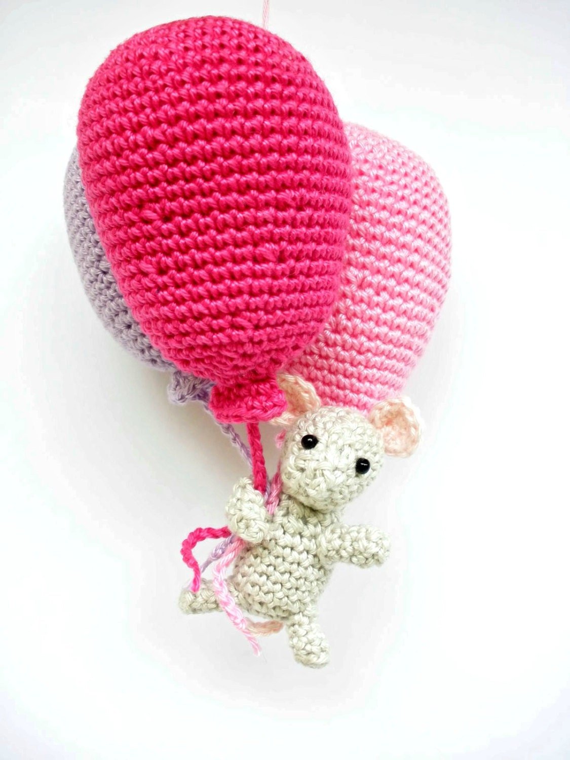 Pink balloon nursery decoration - Crochet on a tree