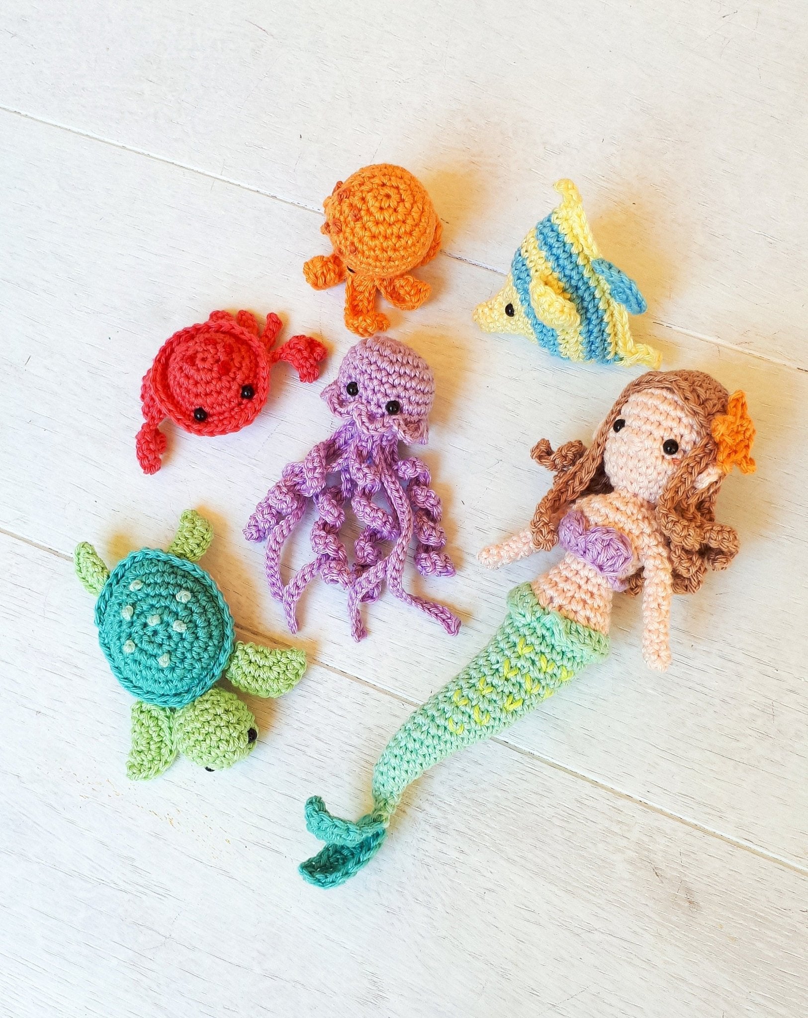 Under the sea baby mobile, mermaid and sea creatures nursery decor - Crochet on a tree